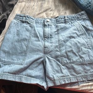 Urban Outfitter men’s jeans shorts